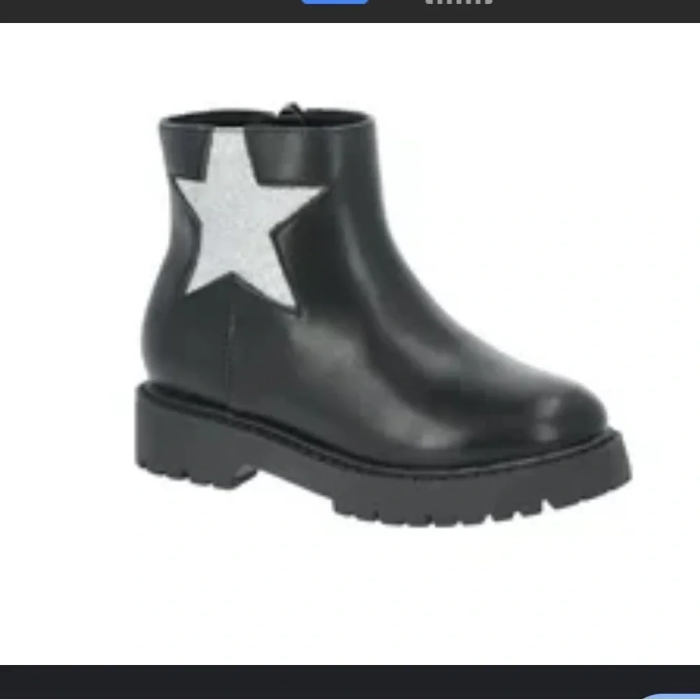 Wonder Nation Black Boots with Silver Star